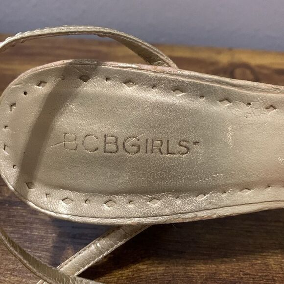 BCBGirls Metallic Gold Strappy Open Toe Heels Size 8.5 - Picture 6 of 8